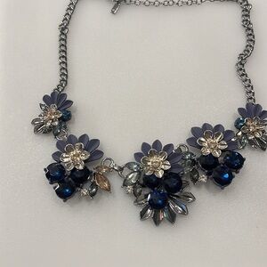 Vera Wang blue and silver floral necklace